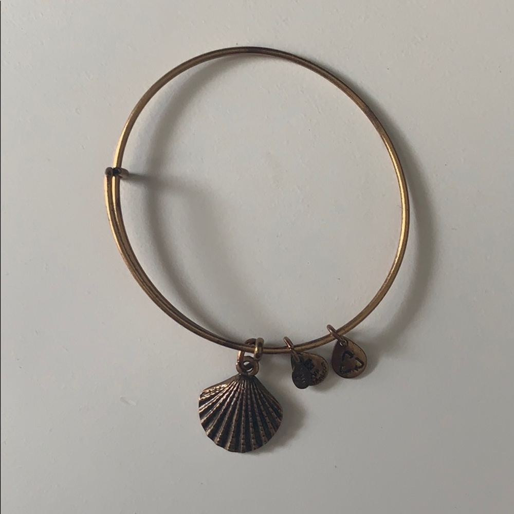 Alex and Ani scallop bracelet